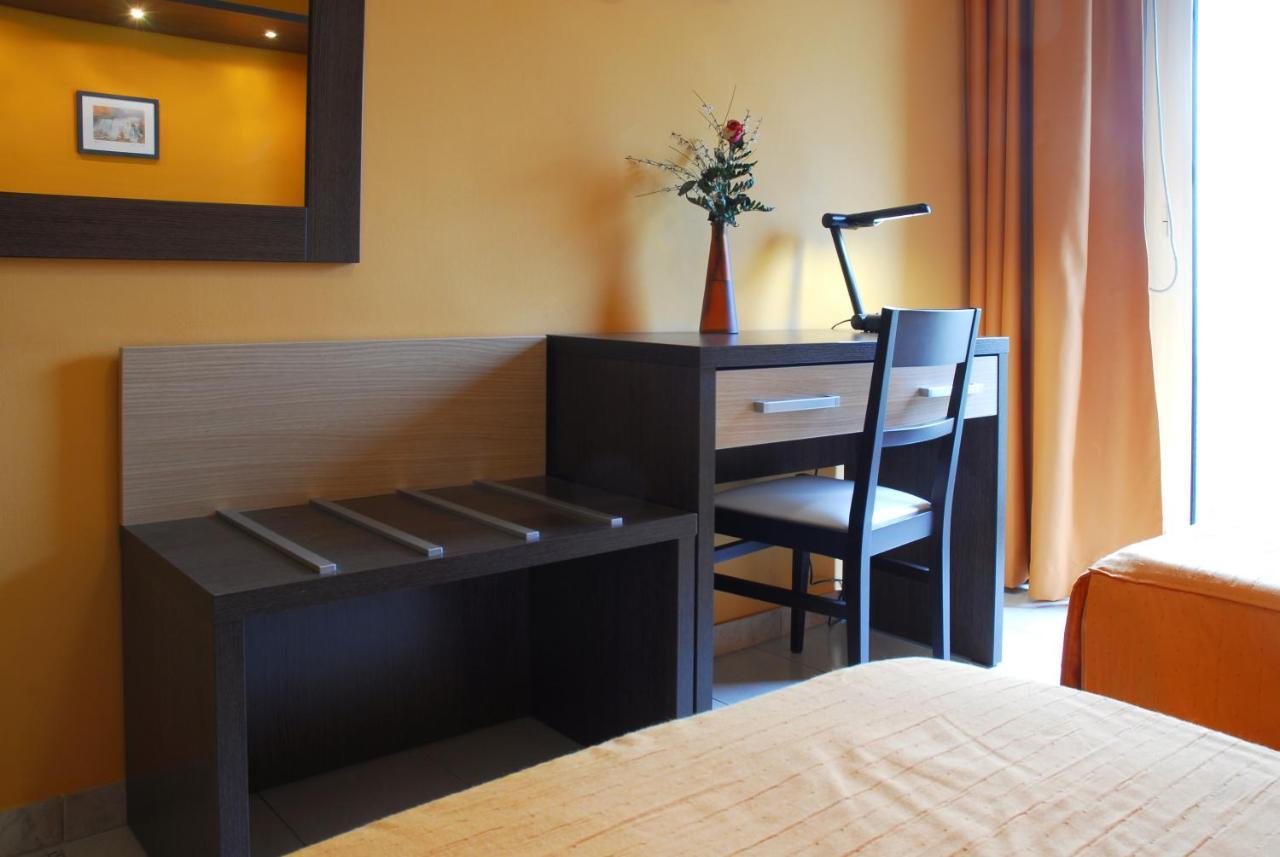 Hotel Michelangelo Teramo Εξωτερικό φωτογραφία