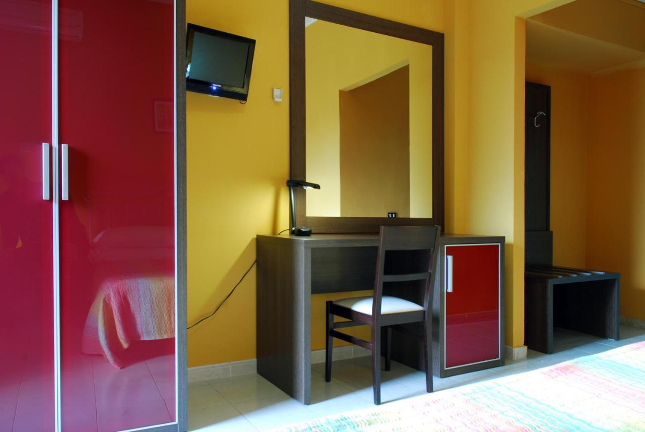 Hotel Michelangelo Teramo Εξωτερικό φωτογραφία