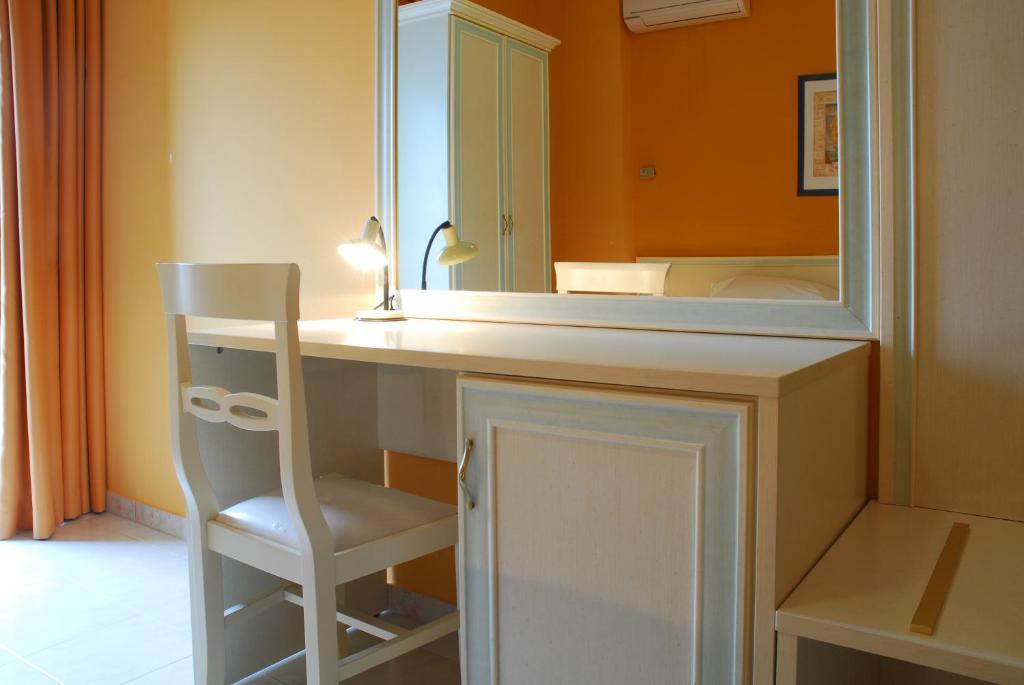 Hotel Michelangelo Teramo Δωμάτιο φωτογραφία