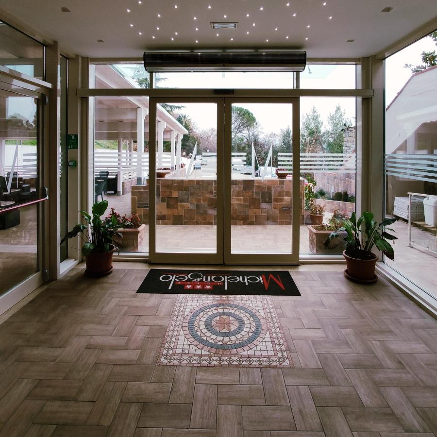 Hotel Michelangelo Teramo Εξωτερικό φωτογραφία